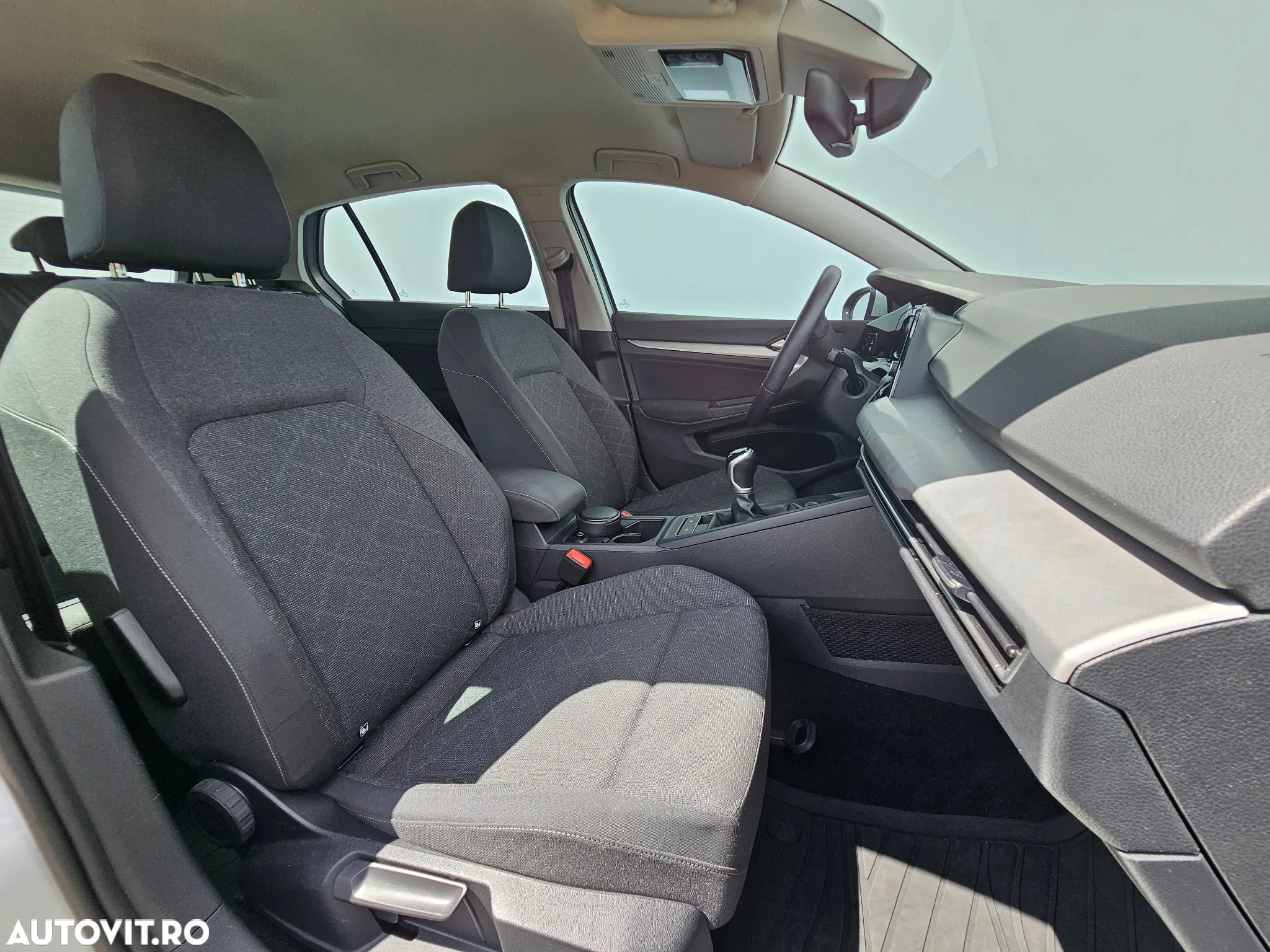 Volkswagen Golf 1.0 TSI Life - 15