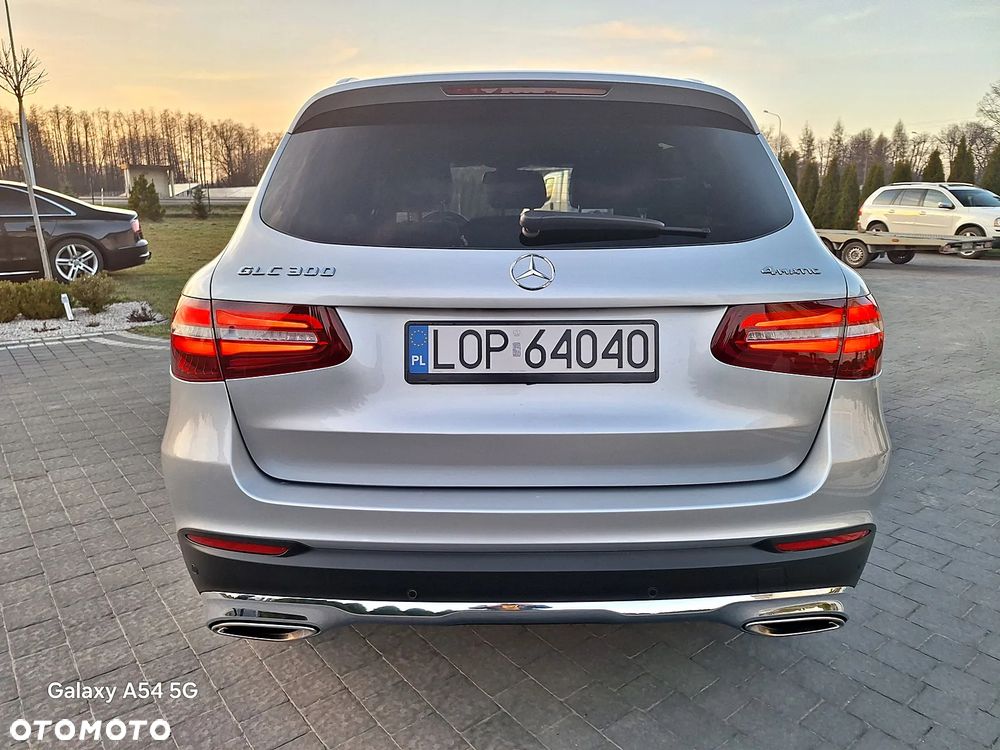 Mercedes-Benz GLC - 10
