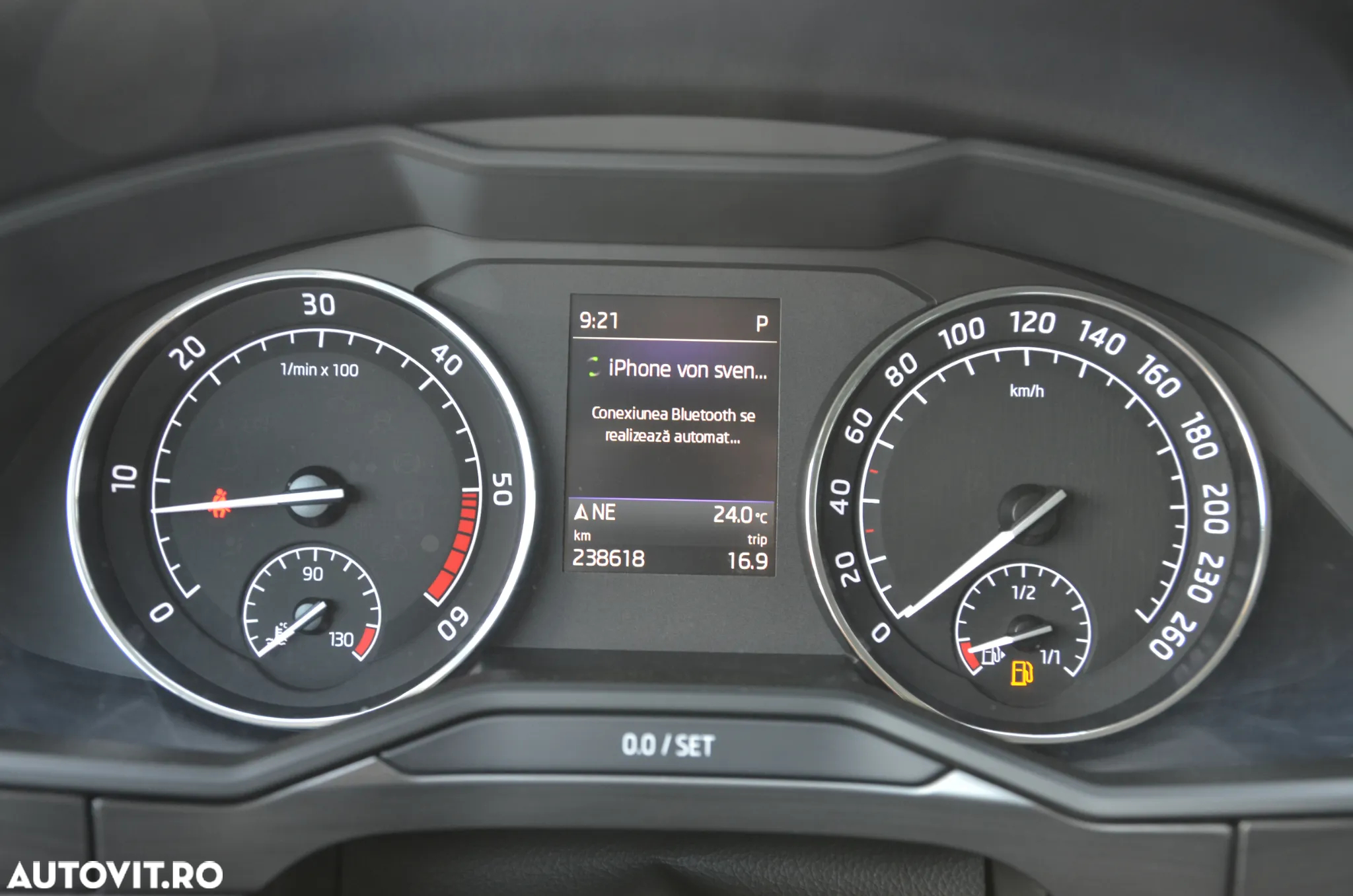 Skoda Superb 2.0 TDI DSG Style - 21