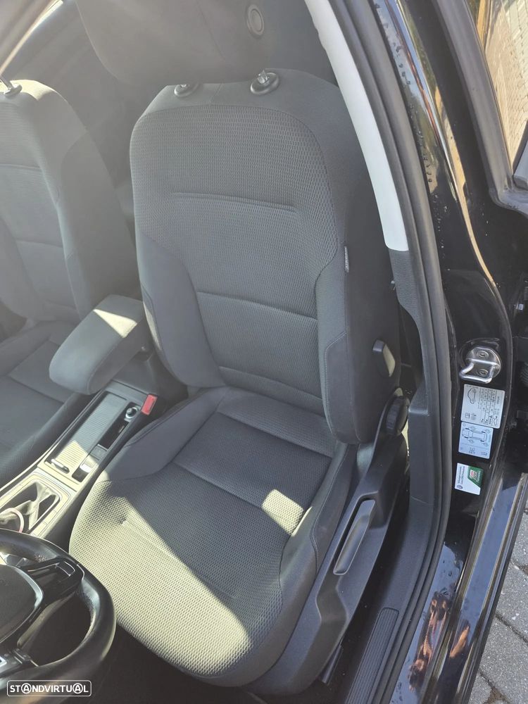 VW Golf 1.6 TDI Stream - 31