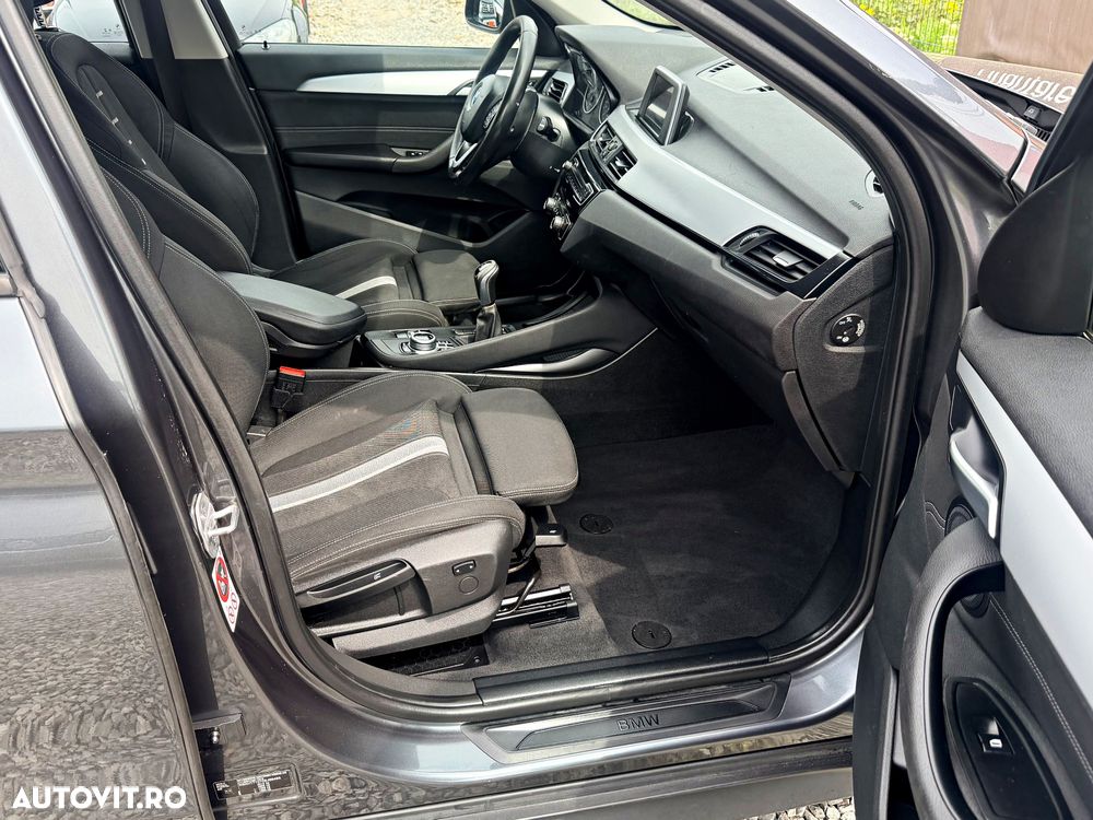 BMW X1 sDrive18d xLine - 16