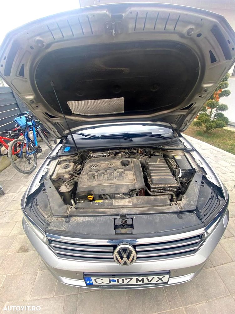 Volkswagen Passat 2.0 TDI DSG 4Motion Highline - 9