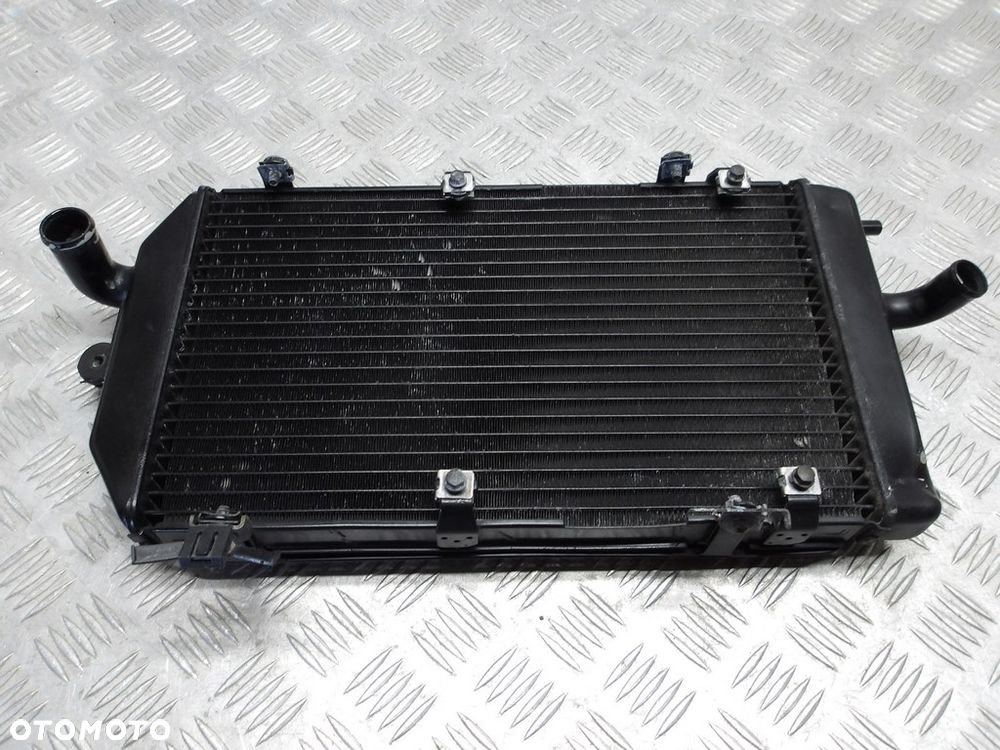 Chłodnica wody KAWASAKI VN 2000 VULCAN 04-10r   PN. 39060-0018 - 3