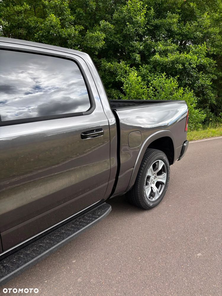 RAM 1500 5.7 Crew Cab Laramie - 9