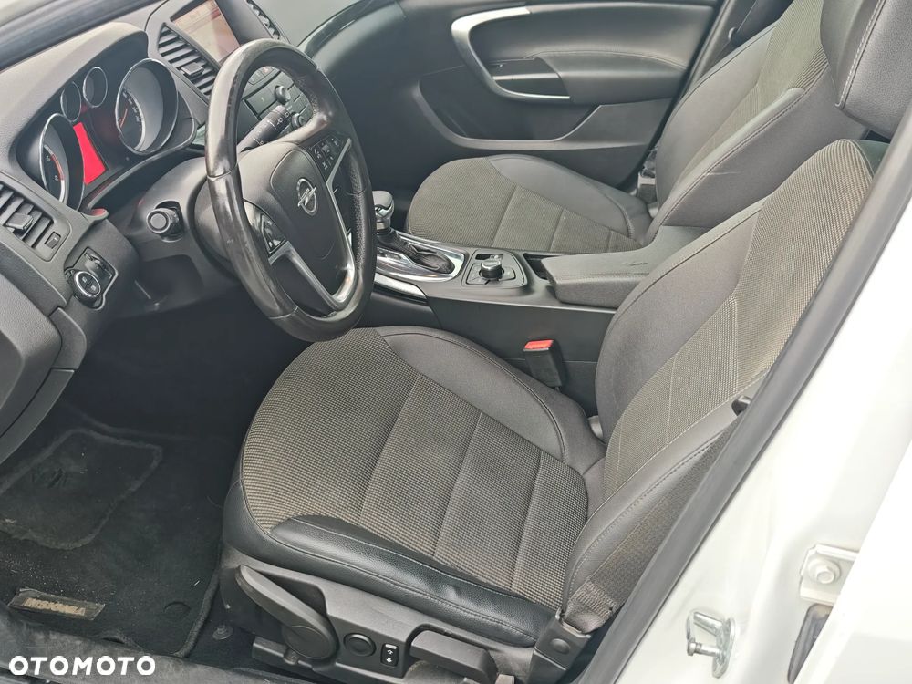 Opel Insignia - 9