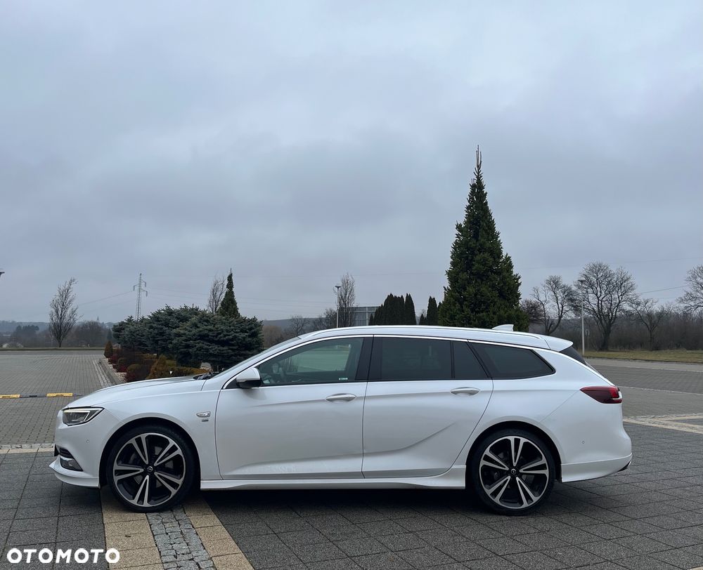 Opel Insignia 2.0 CDTI Cosmo - 11