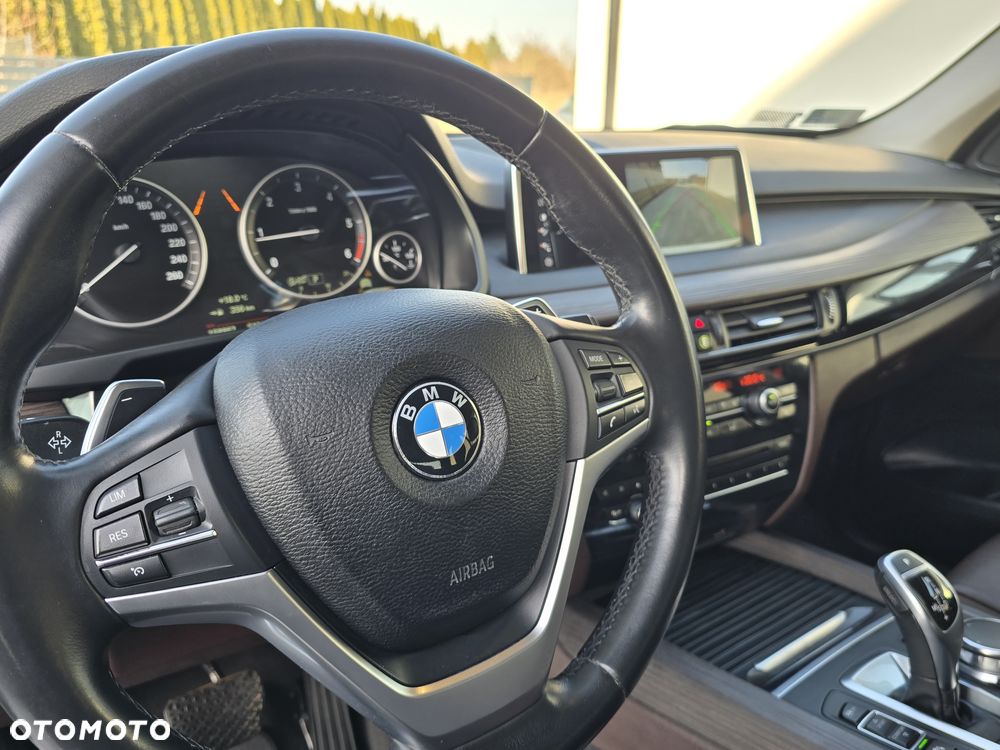 BMW X5 xDrive25d - 22