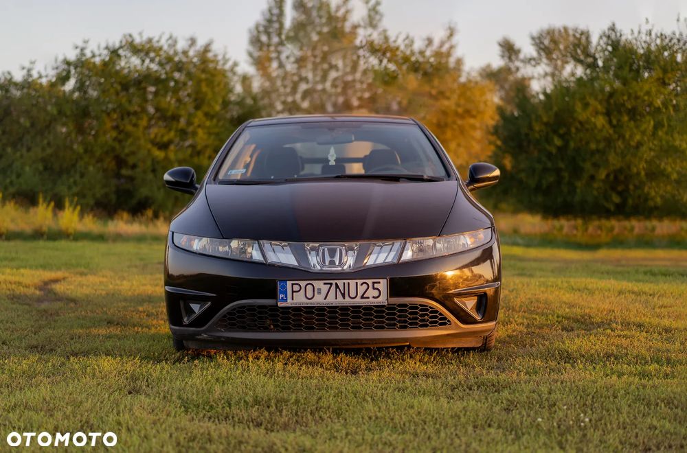 Honda Civic 1.8 Comfort - 2