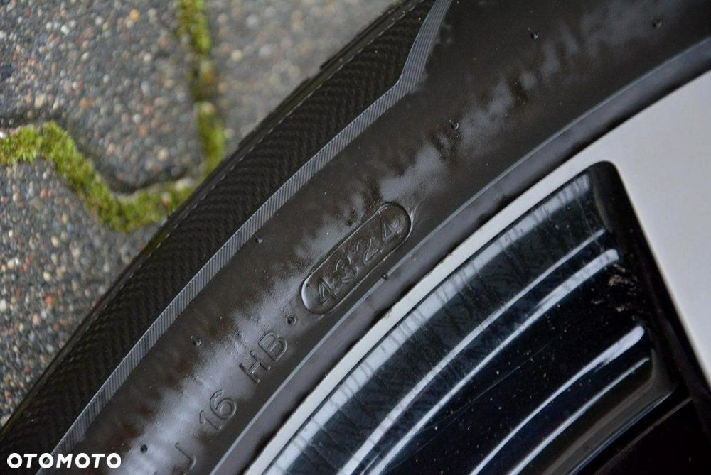 Ford Kuga 1.5 EcoBoost 2x4 ST-Line - 33