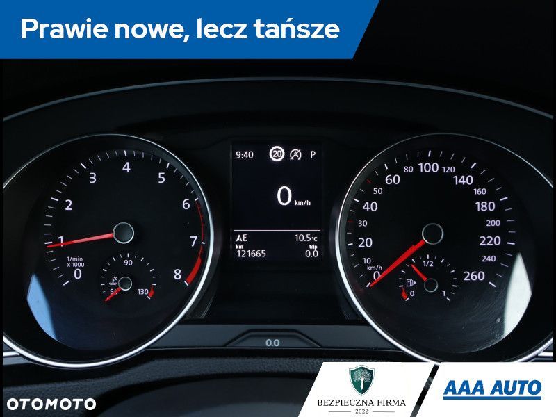 Volkswagen Passat - 12