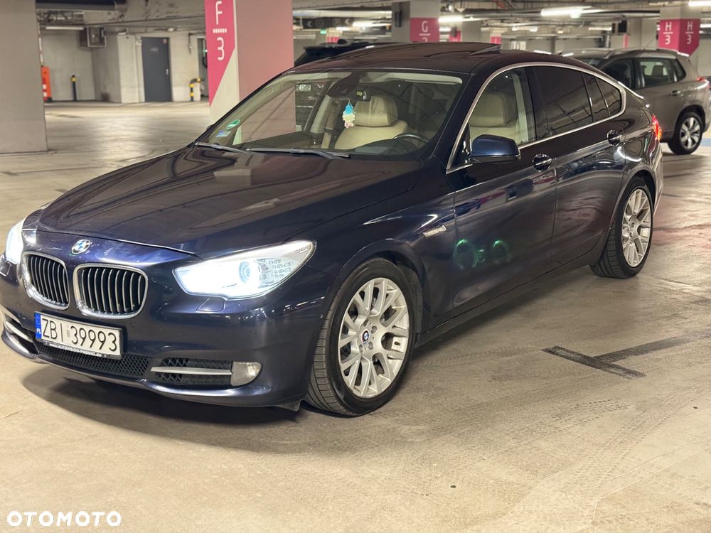 BMW 5GT - 11