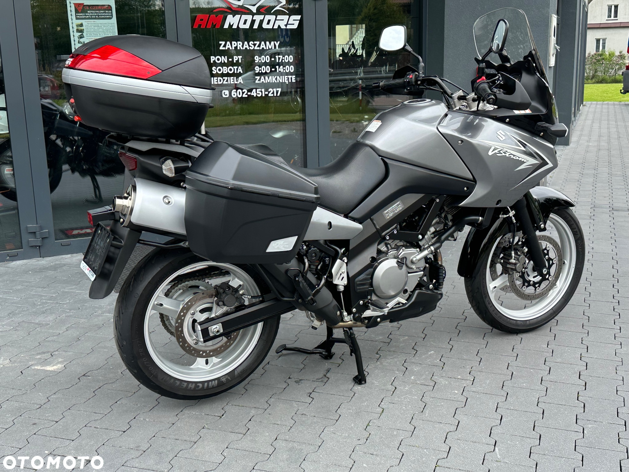 Suzuki V-STROM - 4