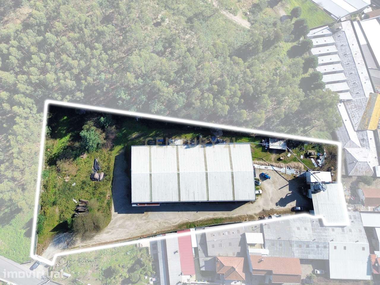 Espaço Comercial em Rebordosa (Armazém) - Paredes - 1386m² por 1.100.0 - Grande imagem: 2/34