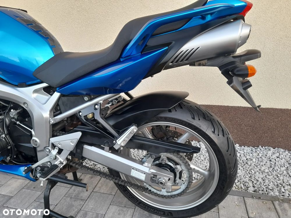 Yamaha FZ6 - 33