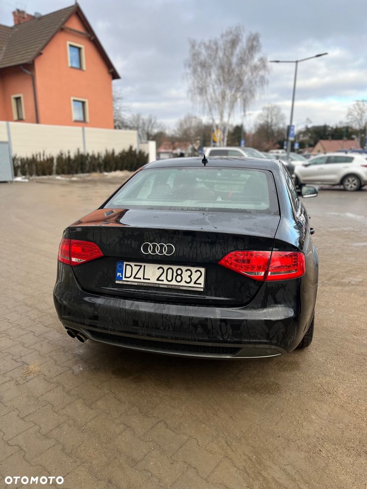 Audi A4 Limousine 2.0 TDI - 6