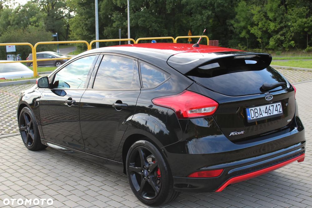 Ford Focus 1.0 EcoBoost ST-Line Black ASS - 4