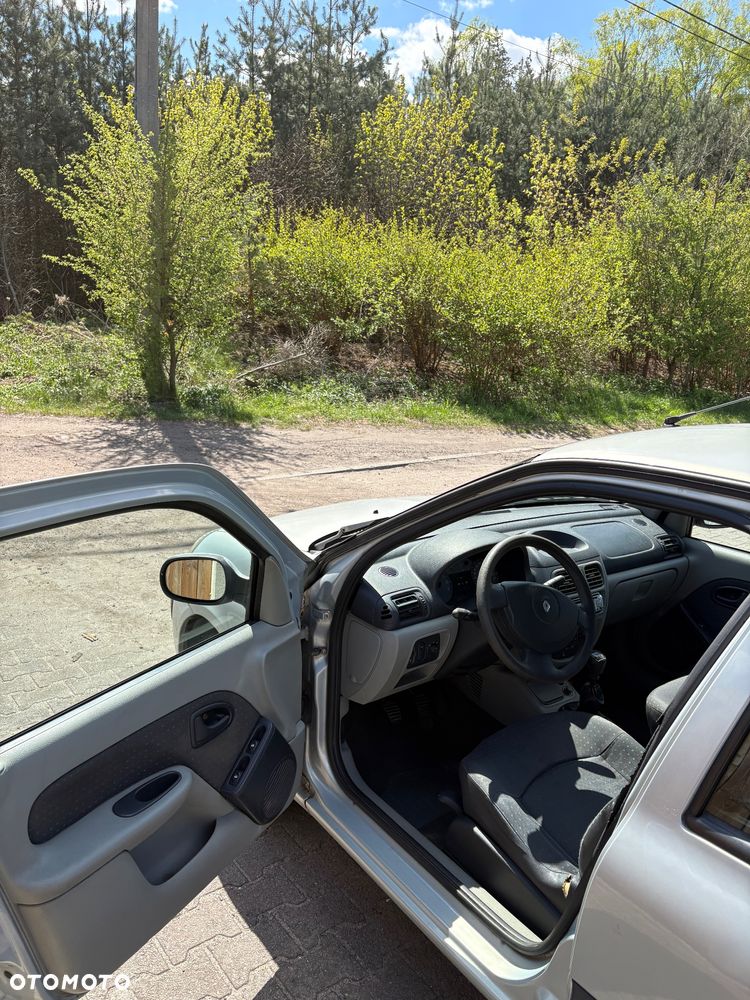 Renault Thalia 1.4 16V Expression - 14
