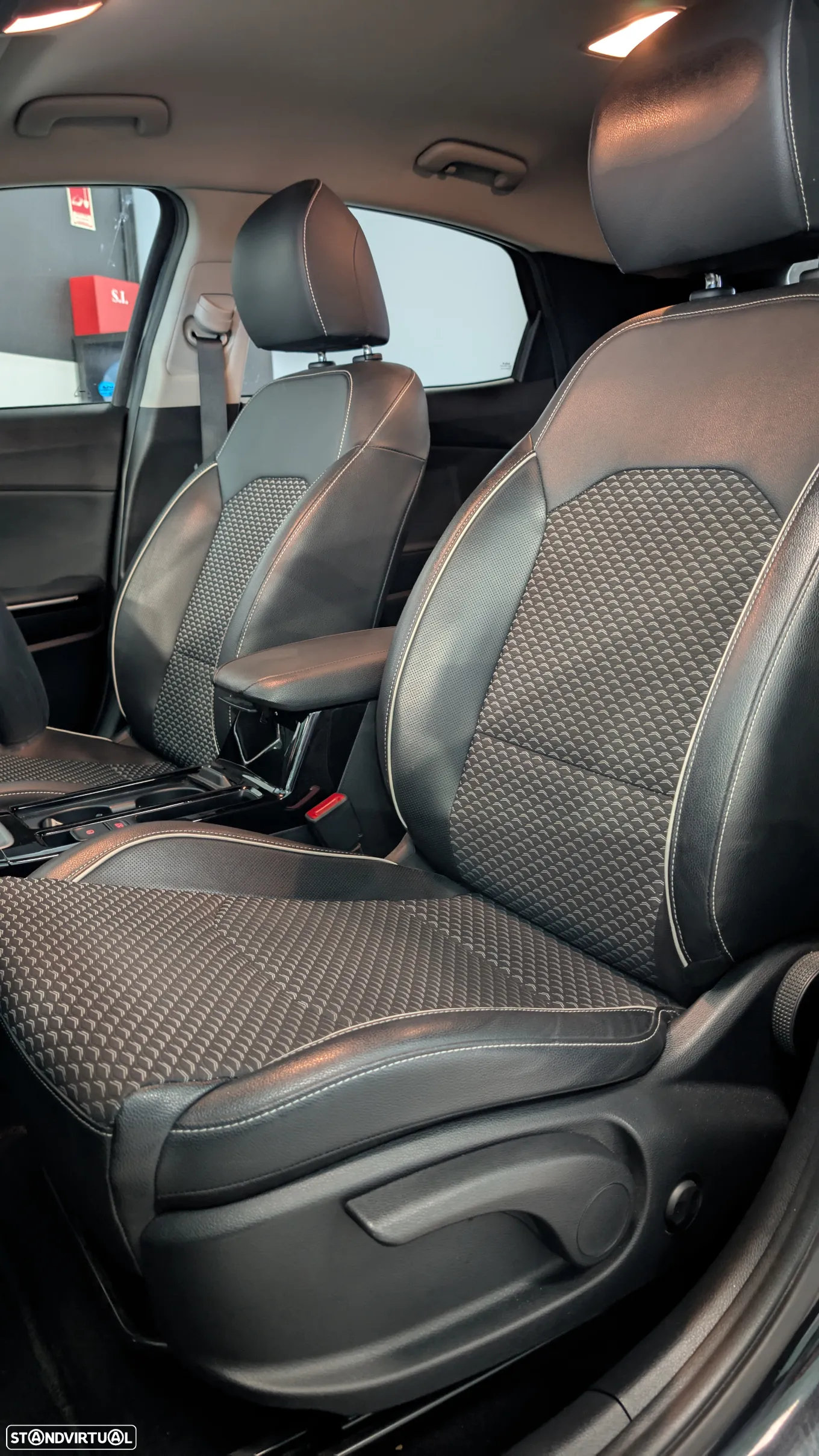 Kia XCeed 1.6 GDi PHEV Drive - 16