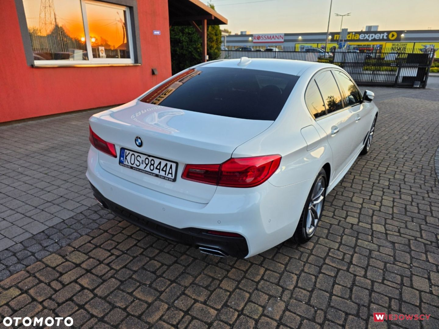 BMW Seria 5 530i xDrive M Sport sport - 11