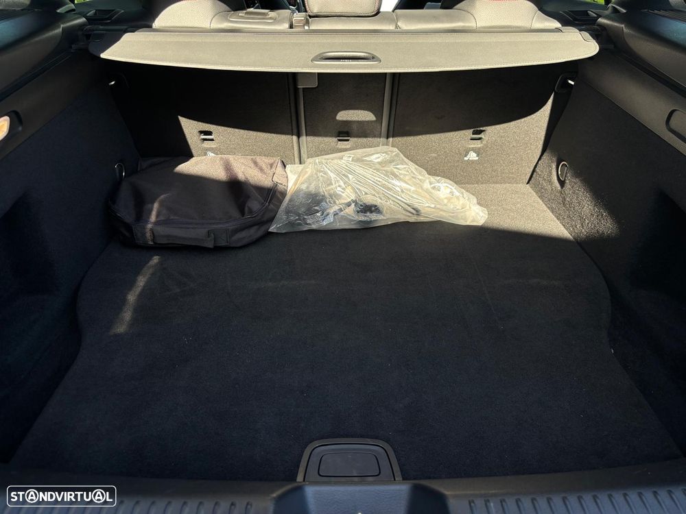 Mercedes-Benz CLA 250 - 18