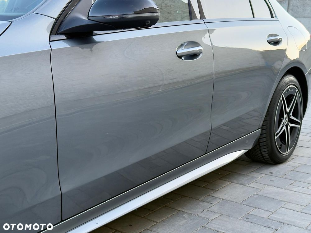 Mercedes-Benz Klasa C ver-300-de-phev-4--matic-amg - 10