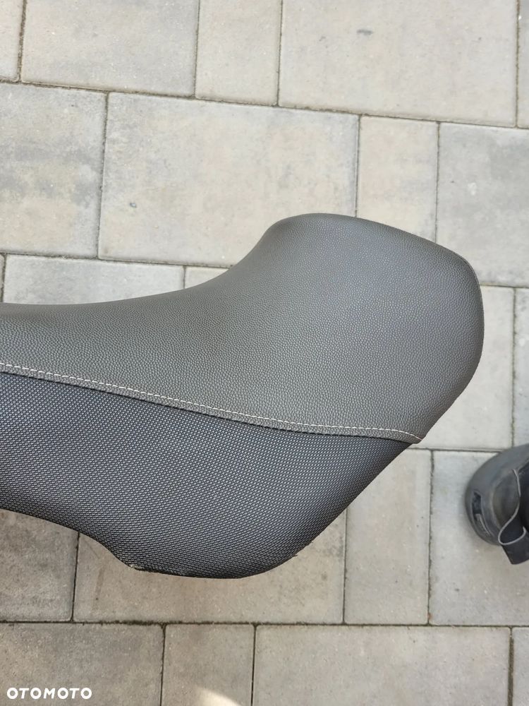 Kanapa, fotel, siedzenie Moto Guzzi Breva 750 - 14