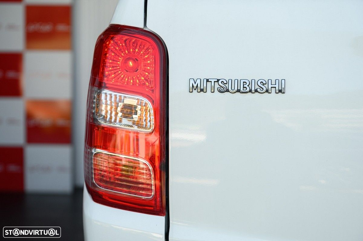 Mitsubishi L200 2.4 DI-D CD Invite Space Cab 3L 4WD - 14