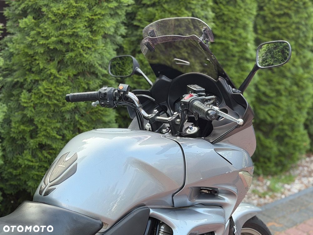 Honda CBF - 14