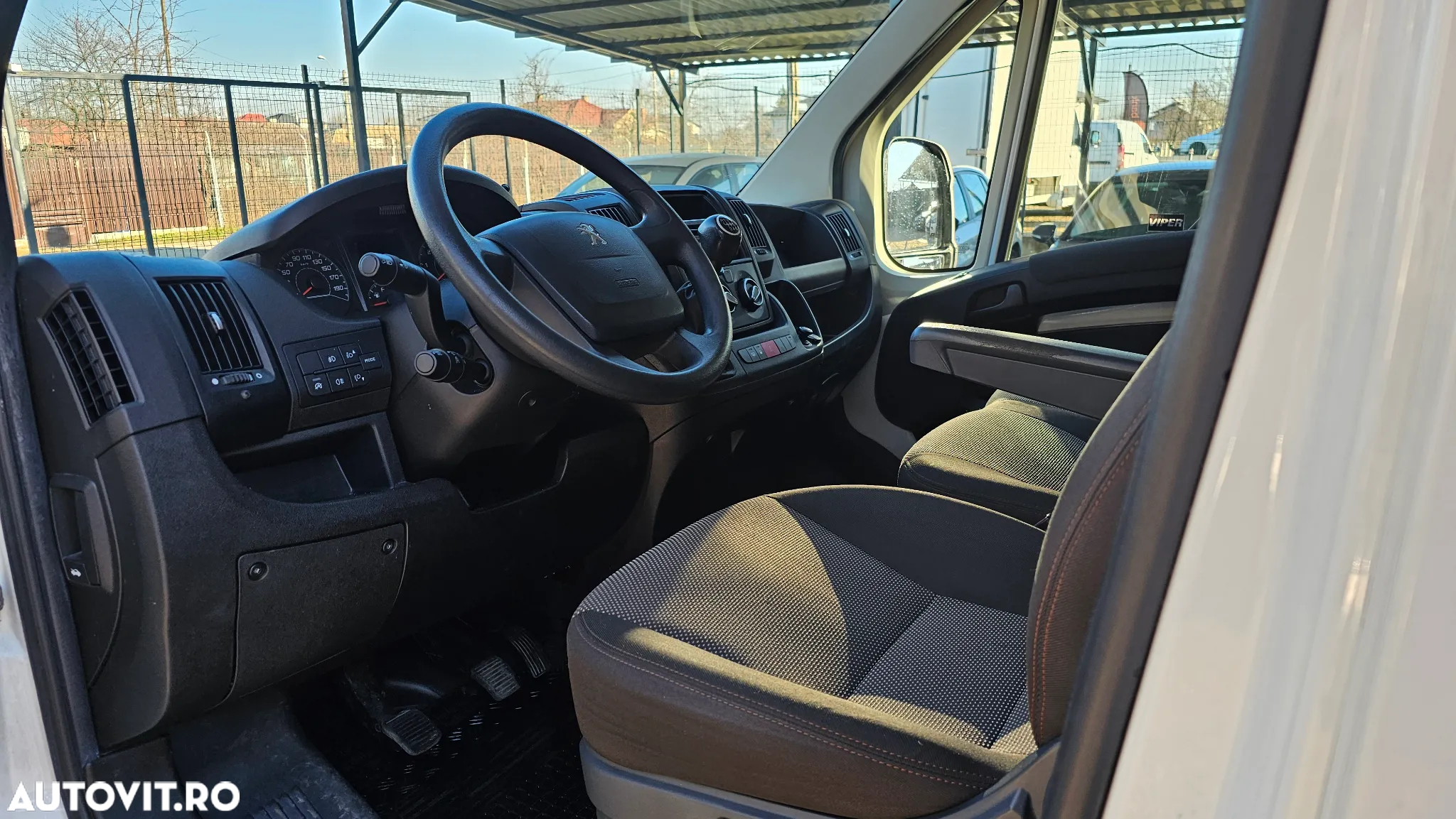 Peugeot BOXER - 28