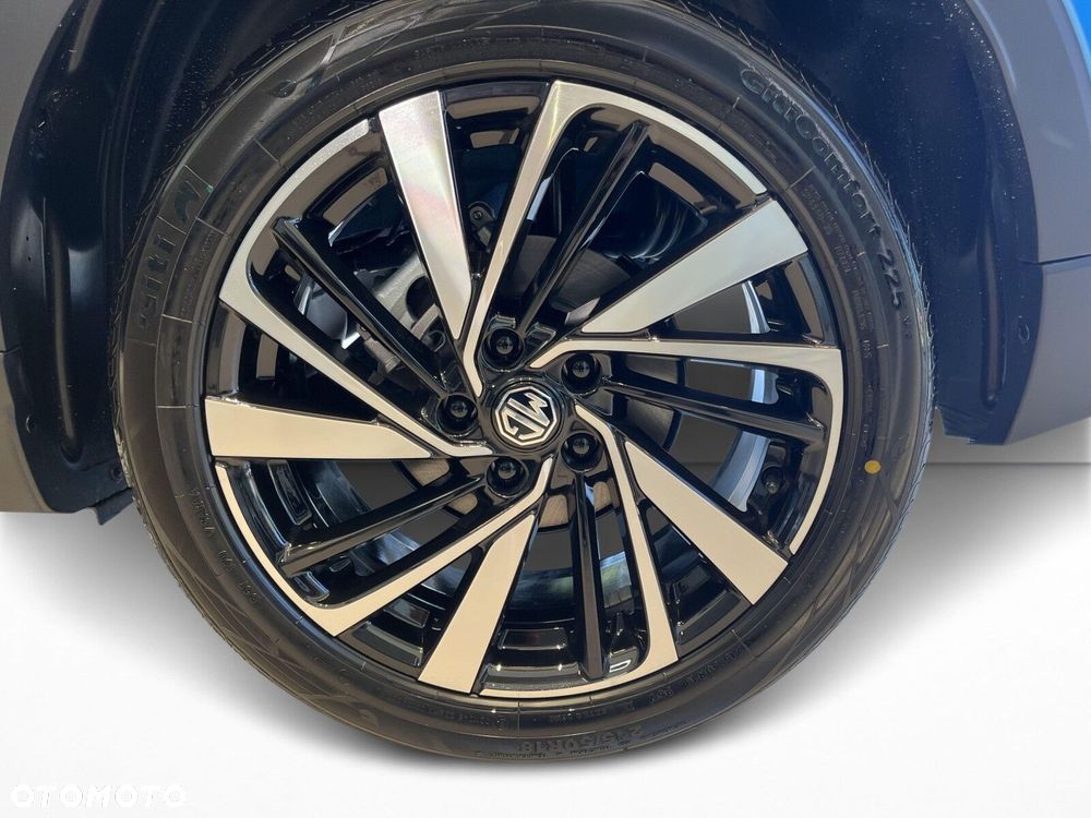 MG ZS Hybrid+ - 20
