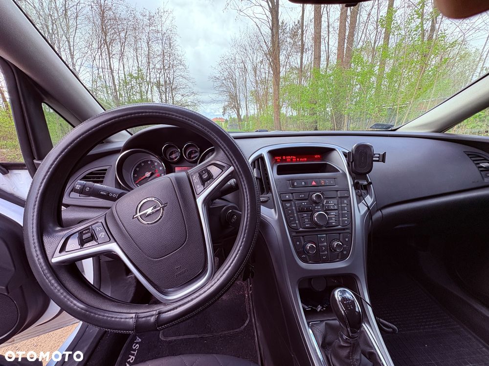 Opel Astra 1.6 Active - 11