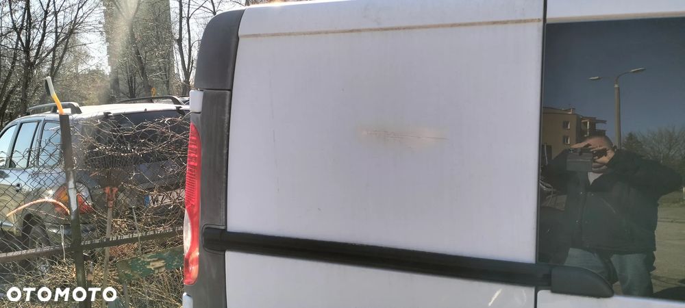 Renault Trafic - 25