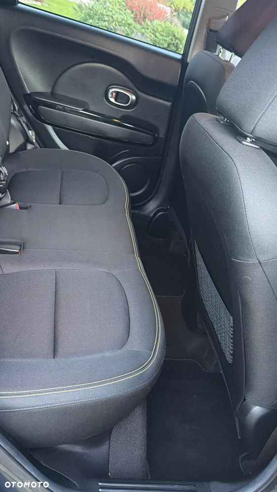 Kia Soul 1.6 CRDI Dream-Team Edition - 17