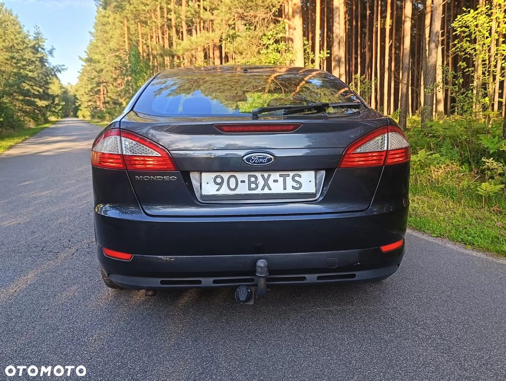 Ford Mondeo 2.0 Ambiente - 19