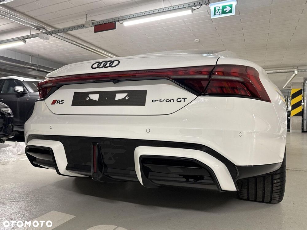 Audi RS e-tron GT - 30