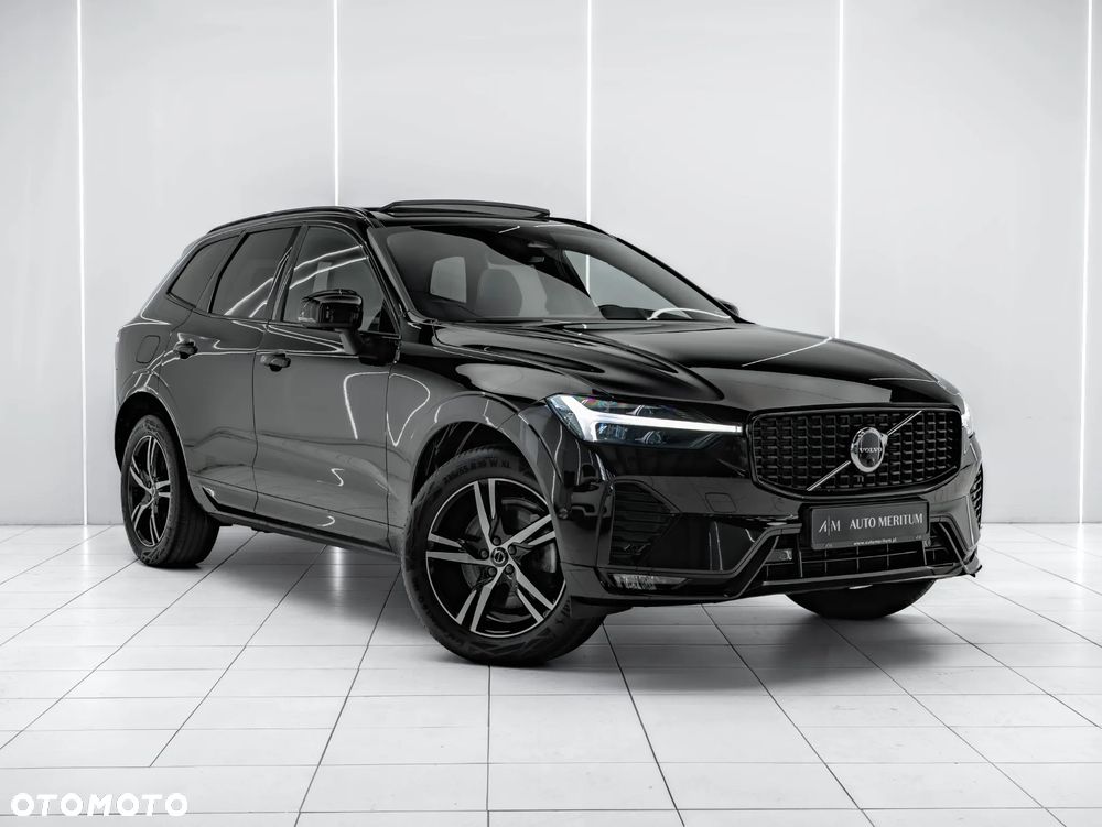 Volvo XC 60 B4 D AWD Plus Dark - 2