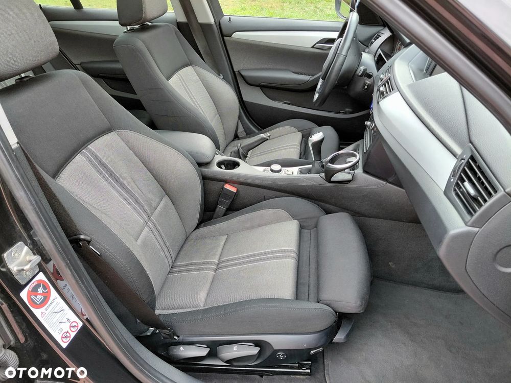 BMW X1 xDrive20d - 14