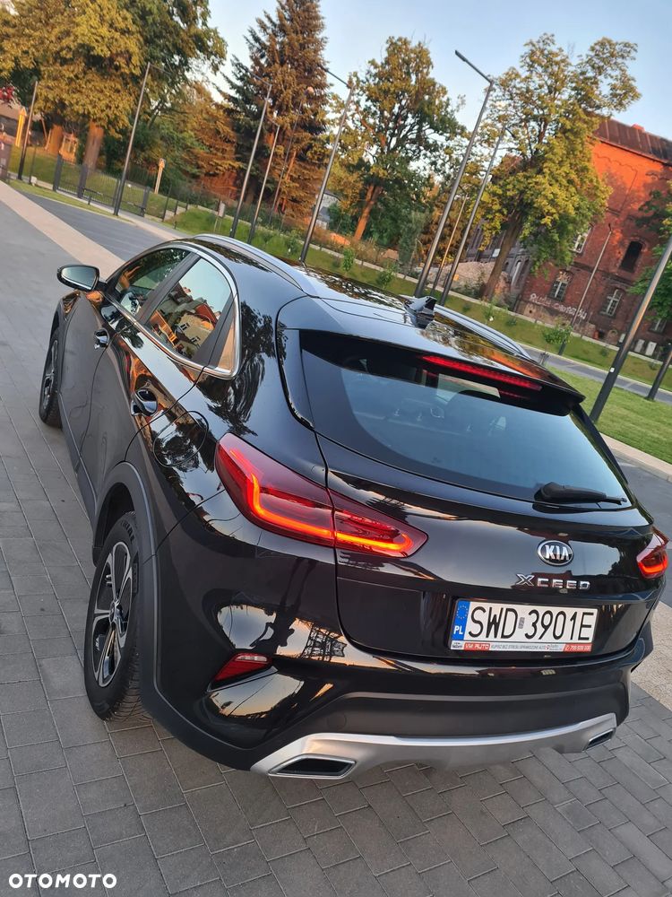 Kia XCeed - 25