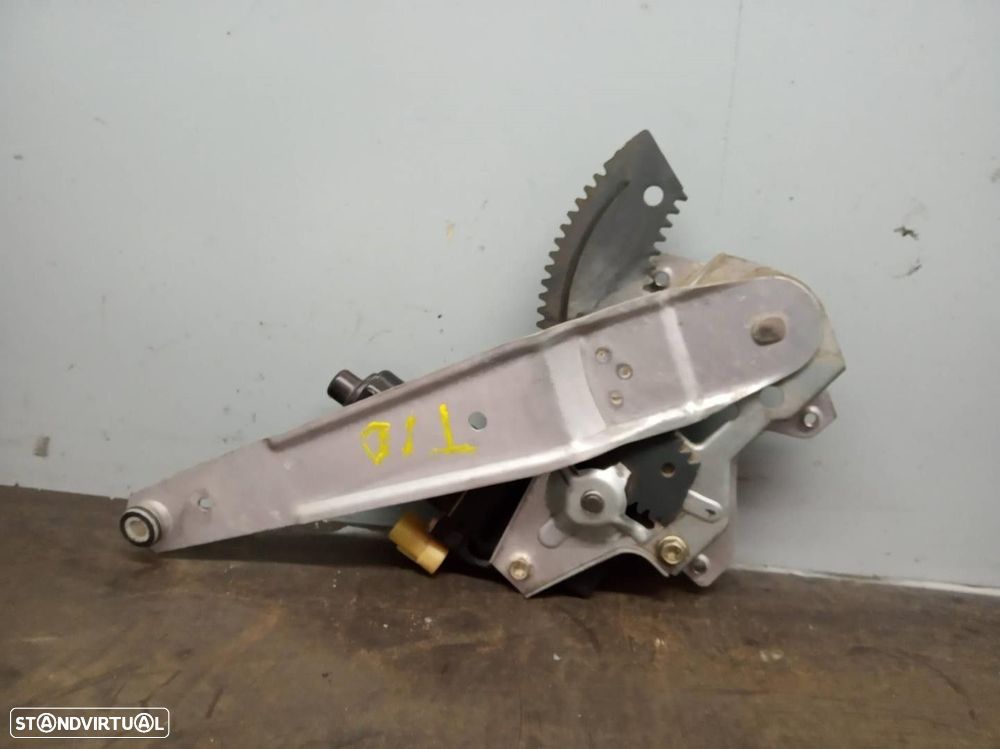 ELEVADOR DE VIDRO TRASEIRO DIREITO HYUNDAI GETZ 2004 - - 3