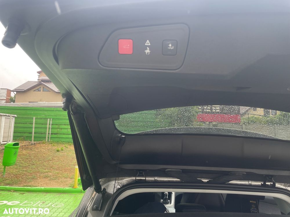 Peugeot 3008 PureTech 130 Stop & Start GPF Roadtrip - 8
