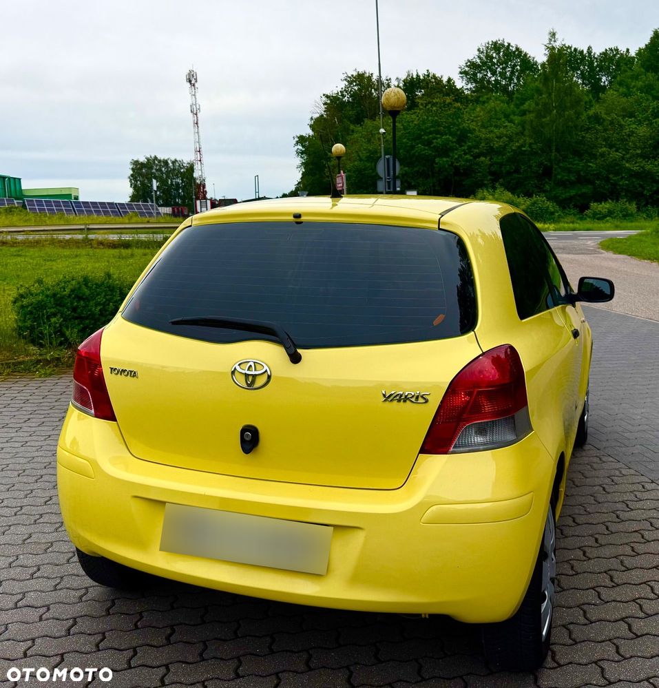 Toyota Yaris - 6