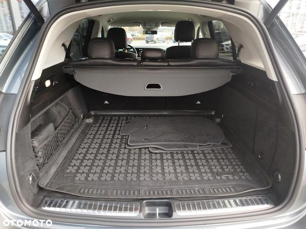 Mercedes-Benz GLE - 24