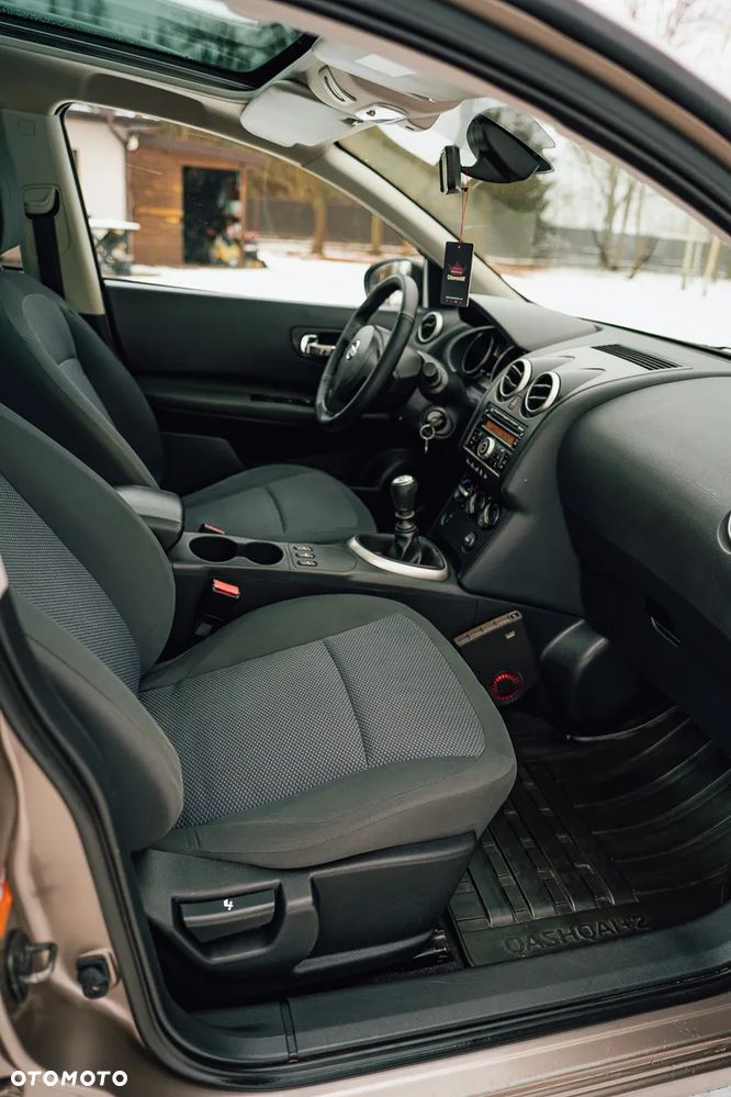 Nissan Qashqai+2 2.0 dCi DPF acenta - 14