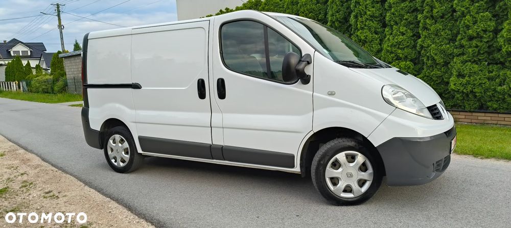 Renault TRAFIC L1H1 STAN IDEALNY - 11