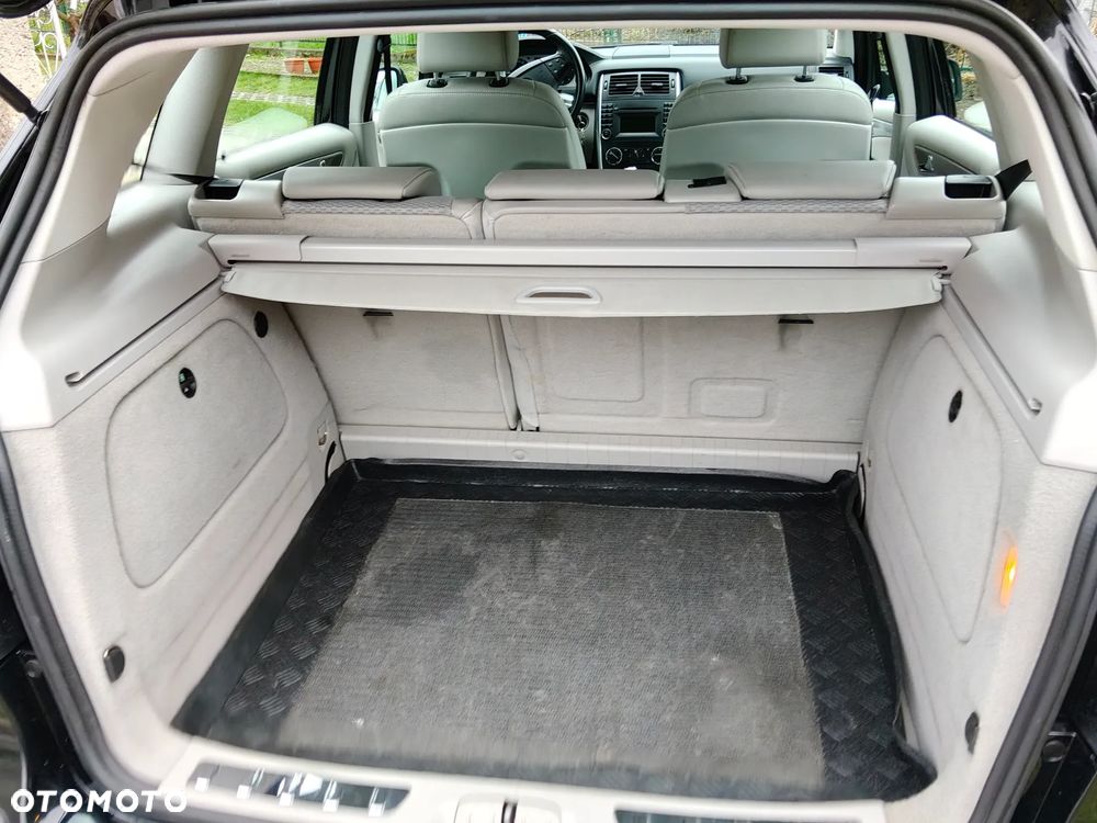 Mercedes-Benz Klasa B 180 CDI - 12