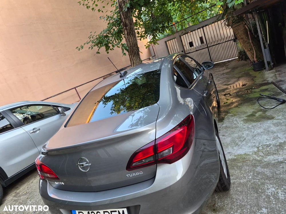 Opel Astra 1.4 Turbo ECOTEC Start/Stop Enjoy - 4