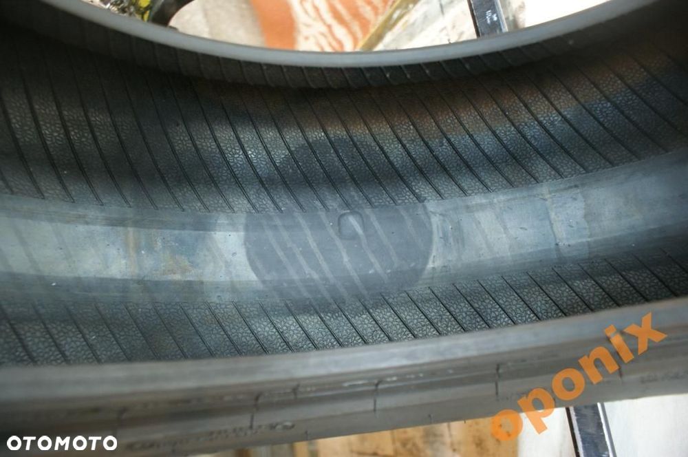 215/65R16 PIRELLI WINTER SOTTOZERO 3  7,5mm . - 2