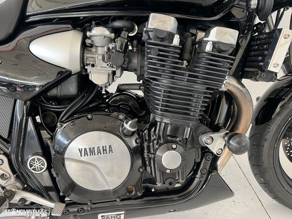 Yamaha XJR 1300 - 10