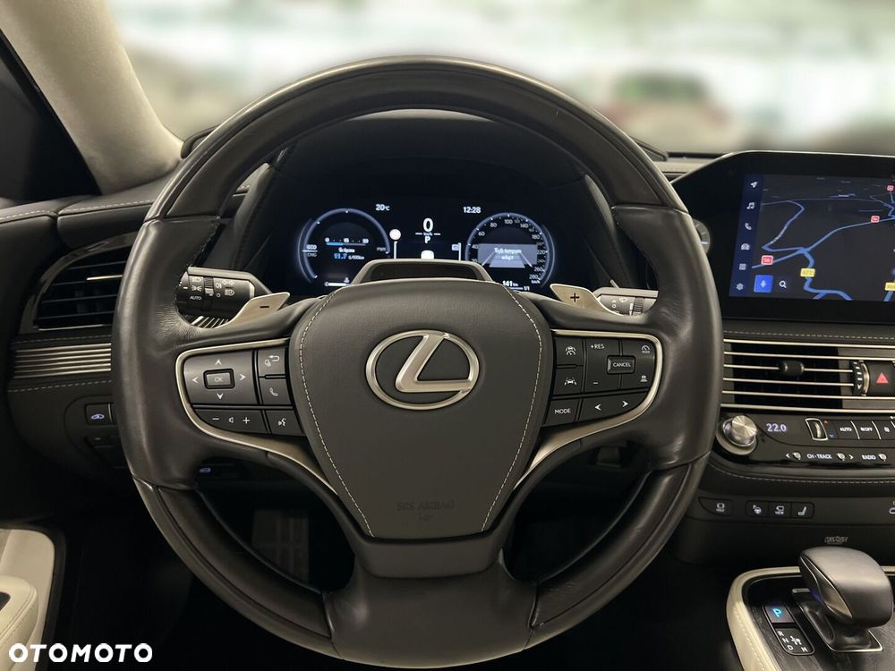 Lexus LS 500h Omotenashi AWD - 24
