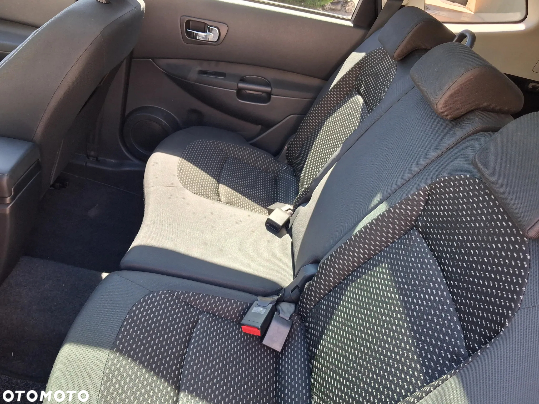 Nissan Qashqai+2 2.0 Acenta - 15